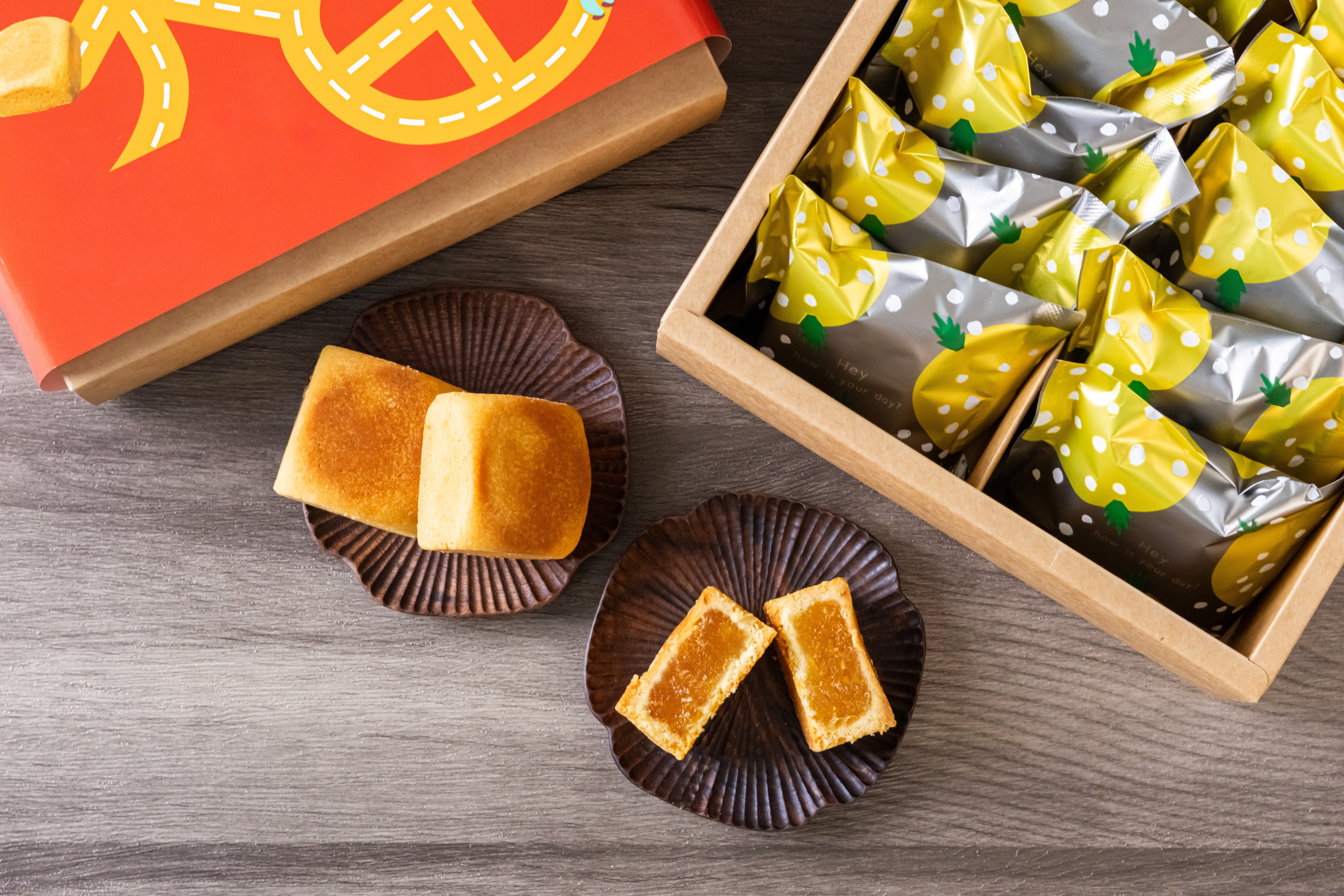 Pastry gift box